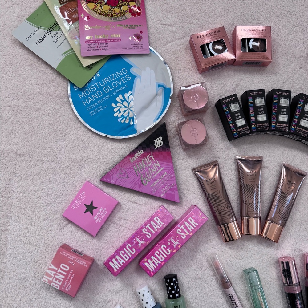 Surprise beauty bundles - 6 Pieces Per Order